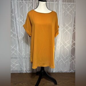 Zenana Outfitters women’s medium v-neck roll tab sleeve dolman top 20” p2p 29”L